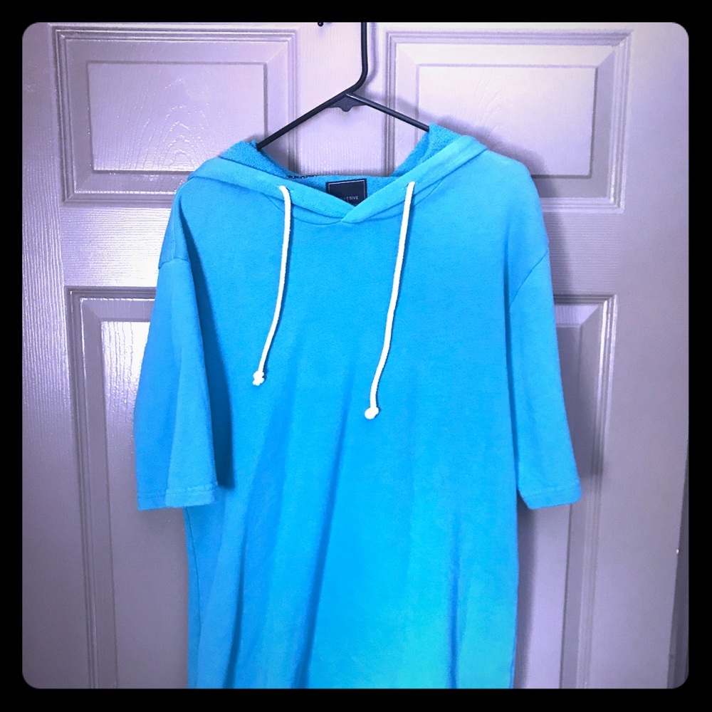 Shortsleeved sweatshirt